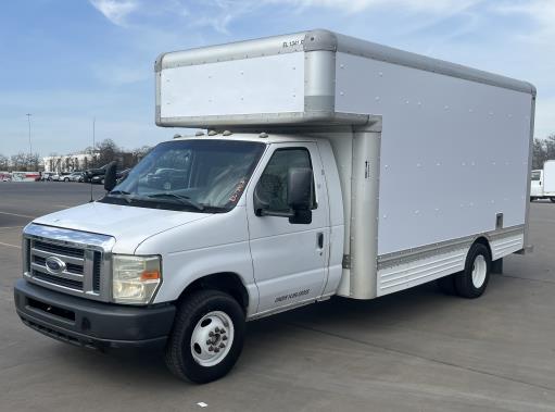 Used 2008 17 ' Box Truck for sale