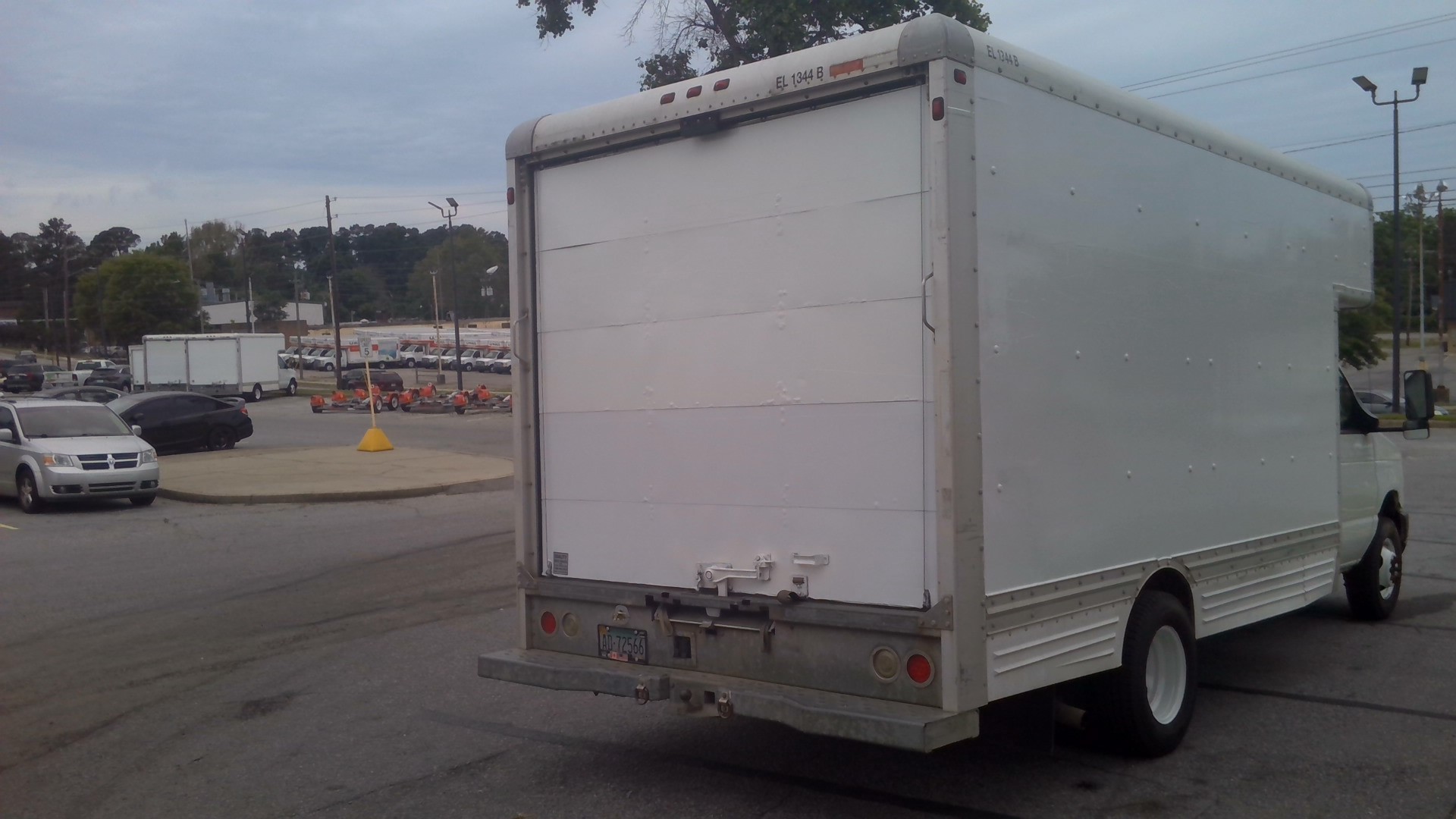 Camión con caja de 17 ft 2008 a la venta en Columbia, SC 29204 UHaul