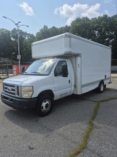 Used 2008 17 ' Box Truck for sale