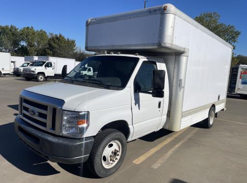 Used 2008 17 ' Box Truck for sale