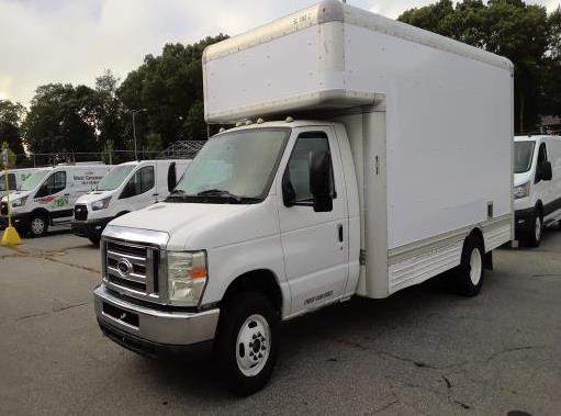 Used 2009 17 ' Box Truck for sale