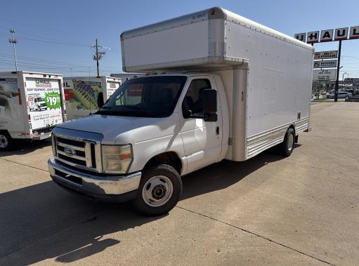 Used 2009 17 ' Box Truck for sale