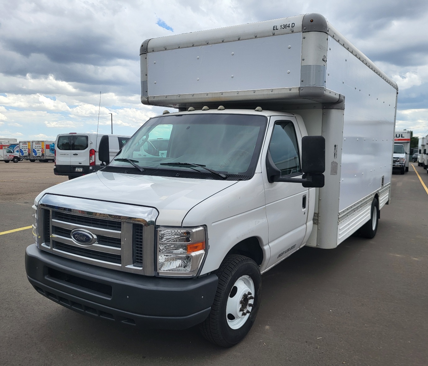 Used 2010 17 ' Box Truck for sale