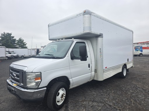Used 2010 17 ' Box Truck for sale