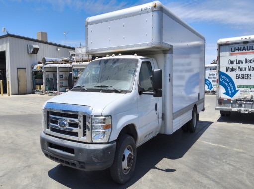 Used 2010 17 ' Box Truck for sale