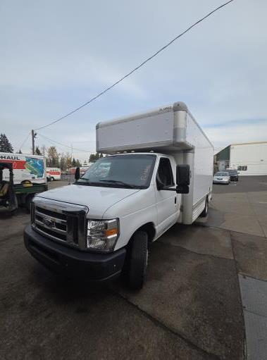 Used 2010 17 ' Box Truck for sale