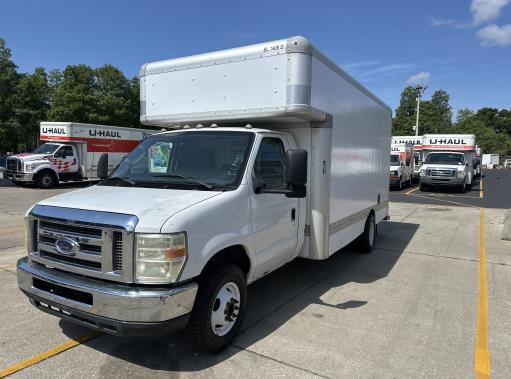 Used 2010 17 ' Box Truck for sale