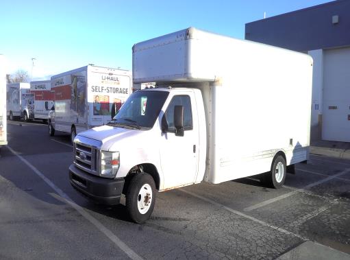 Used 2010 17 ' Box Truck for sale