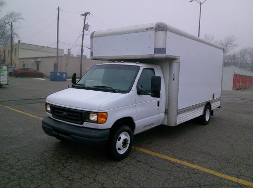 Used 2007 17 ' Box Truck for sale