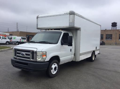 Used 2009 17 ' Box Truck for sale