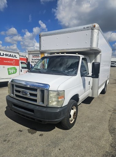 Used 2009 17 ' Box Truck for sale