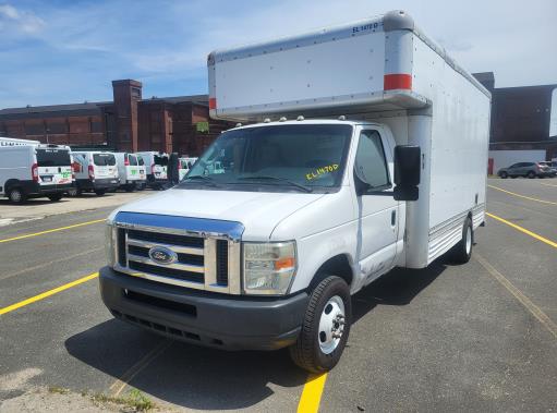 Used 2010 17 ' Box Truck for sale