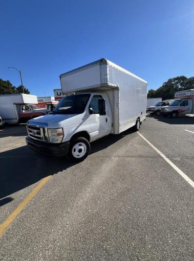 Used 2009 17 ' Box Truck for sale
