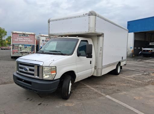 Used 2010 17 ' Box Truck for sale