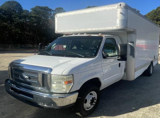 Used 2009 17 ' Box Truck for sale