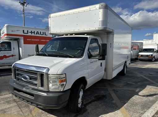 Used 2009 17 ' Box Truck for sale
