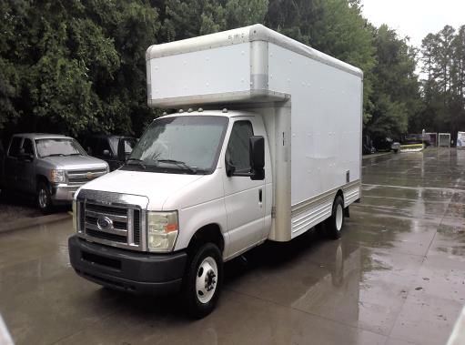 Used 2009 17 ' Box Truck for sale
