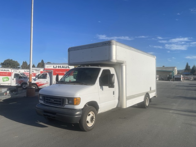 Used 2007 17 ' Box Truck for sale