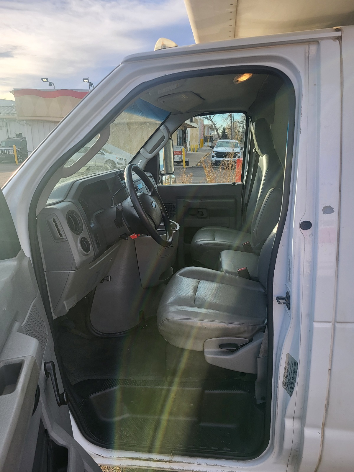 2009 17' Box Truck for Sale in Denver, CO 80239 UHaul Truck Sales