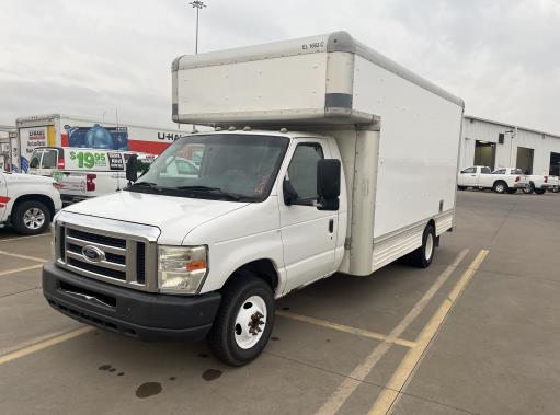 Used 2009 17 ' Box Truck for sale