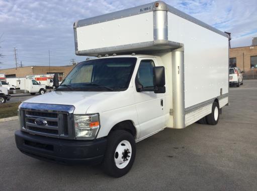 Used 2009 17 ' Box Truck for sale