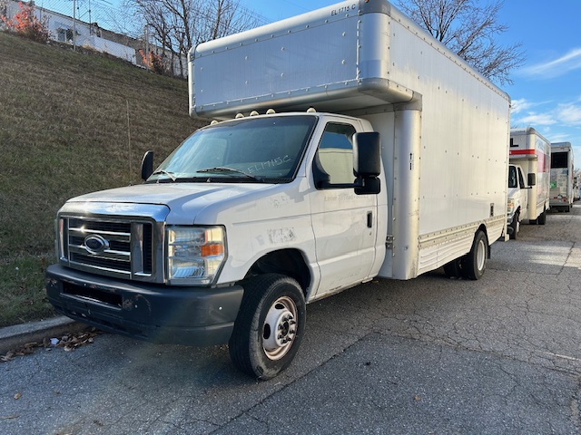 Used 2009 17 ' Box Truck for sale