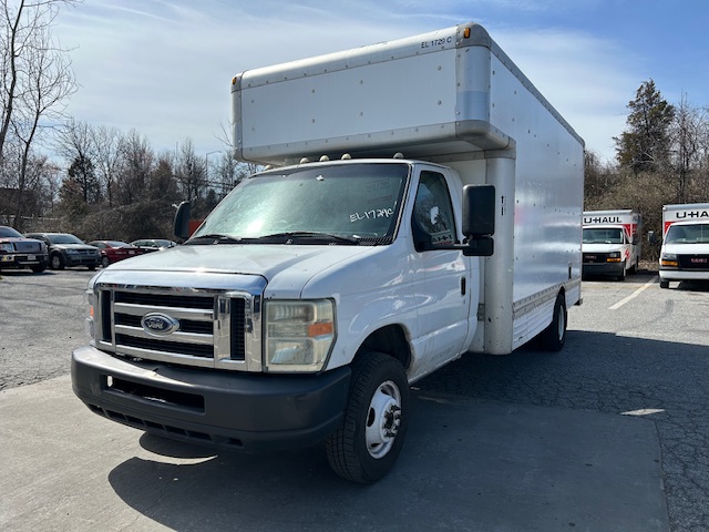 Used 2009 17 ' Box Truck for sale