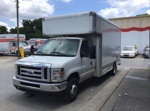 Used 2009 17 ' Box Truck for sale