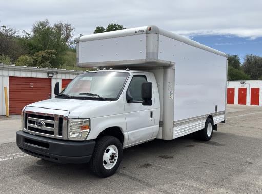 Used 2009 17 ' Box Truck for sale