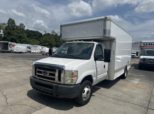 Used 2009 17 ' Box Truck for sale
