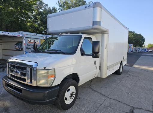Used 2009 17 ' Box Truck for sale