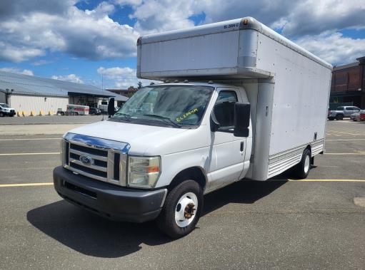 Used 2009 17 ' Box Truck for sale