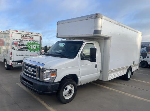 Used 2009 17 ' Box Truck for sale