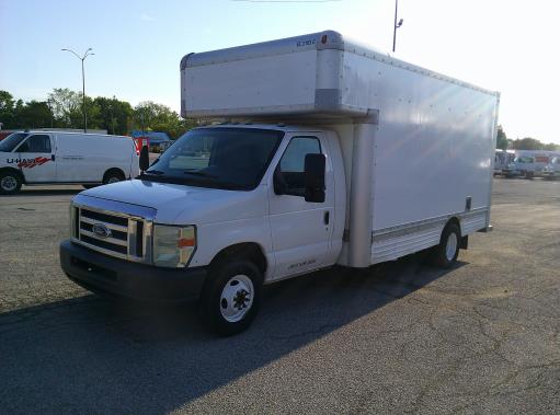 Used 2009 17 ' Box Truck for sale