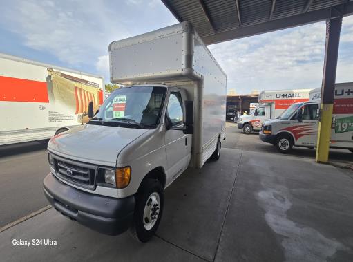 Used 2007 17 ' Box Truck for sale