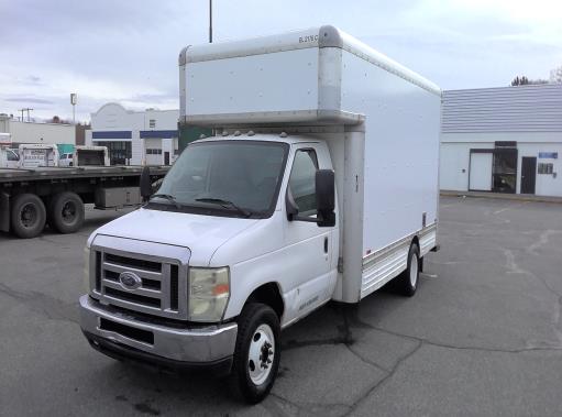 Used 2009 17 ' Box Truck for sale