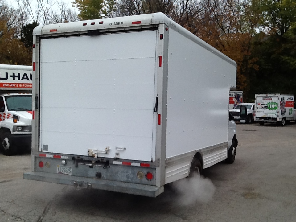 2007 17' Box Truck for Sale in Kansas City, KS 66102 UHaul