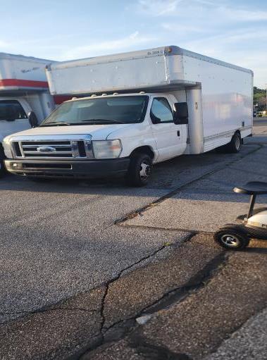 Used 2009 17 ' Box Truck for sale