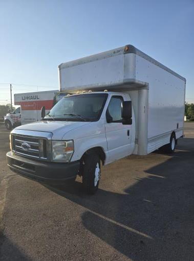 Used 2009 17 ' Box Truck for sale
