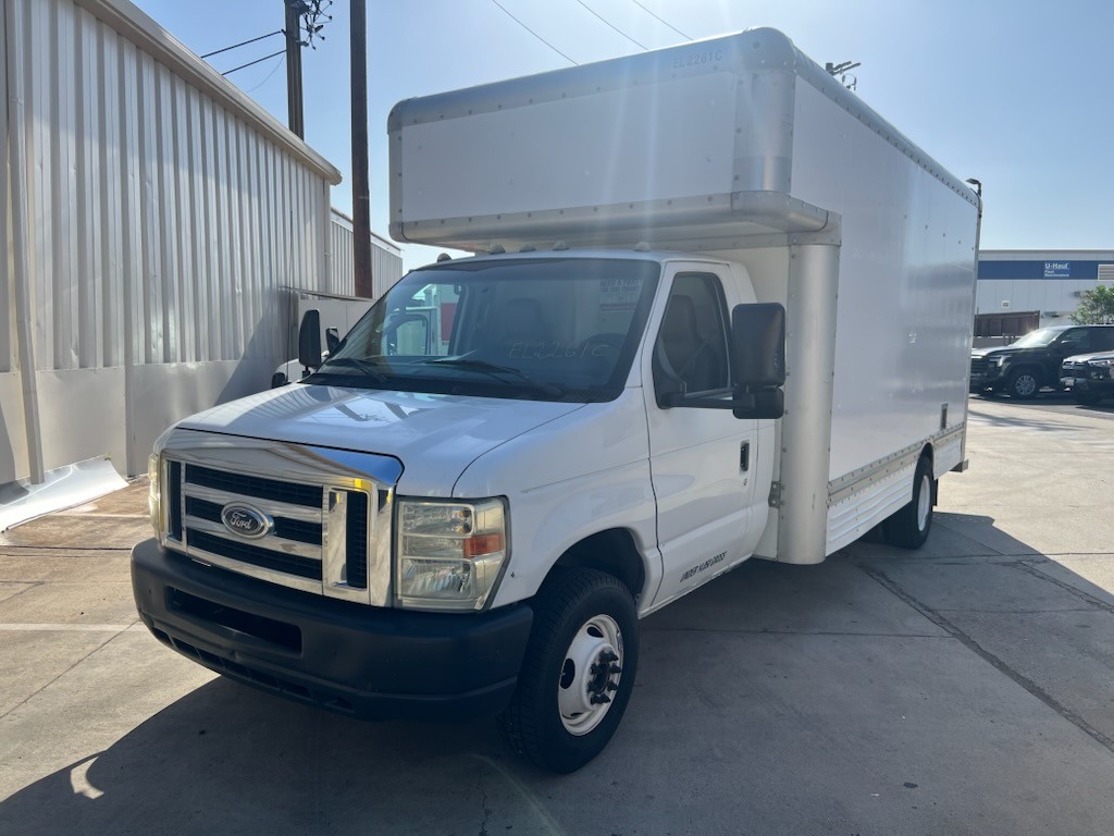 Used 2009 17 ' Box Truck for sale