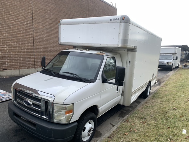 Used 2009 17 ' Box Truck for sale