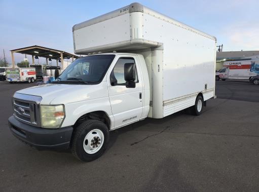 Used 2009 17 ' Box Truck for sale