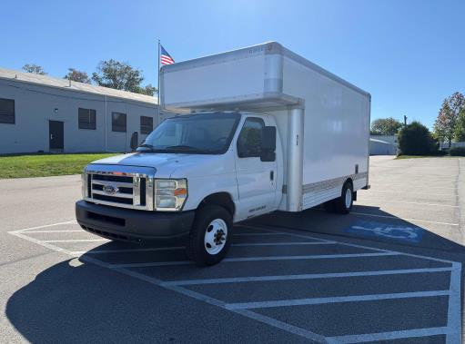 Used 2009 17 ' Box Truck for sale