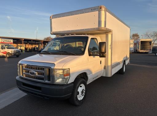 Used 2009 17 ' Box Truck for sale