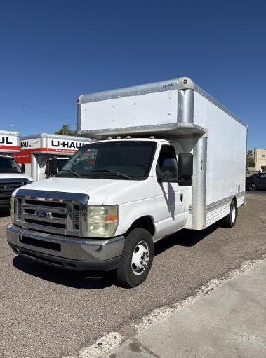 Used 2009 17 ' Box Truck for sale