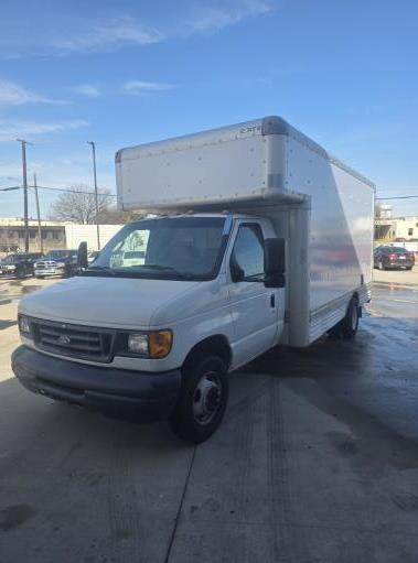 Used 2007 17 ' Box Truck for sale