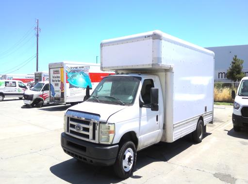 Used 2009 17 ' Box Truck for sale