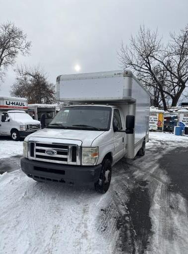 Used 2009 17 ' Box Truck for sale