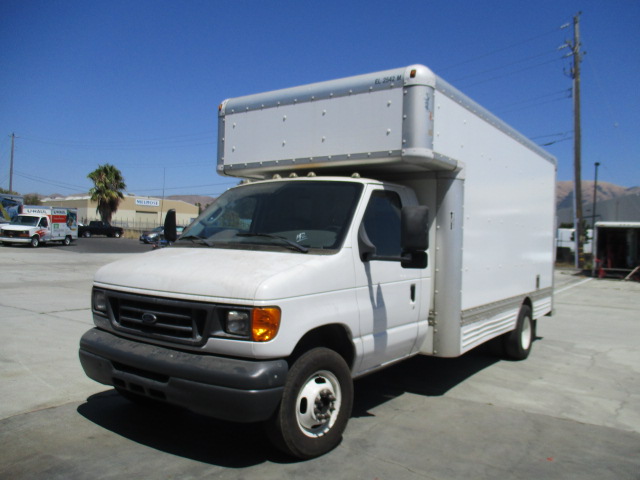 2007 17' Box Truck for Sale in Fremont, CA 94538 | U-Haul