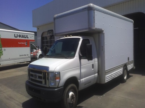 Used 2009 17 ' Box Truck for sale